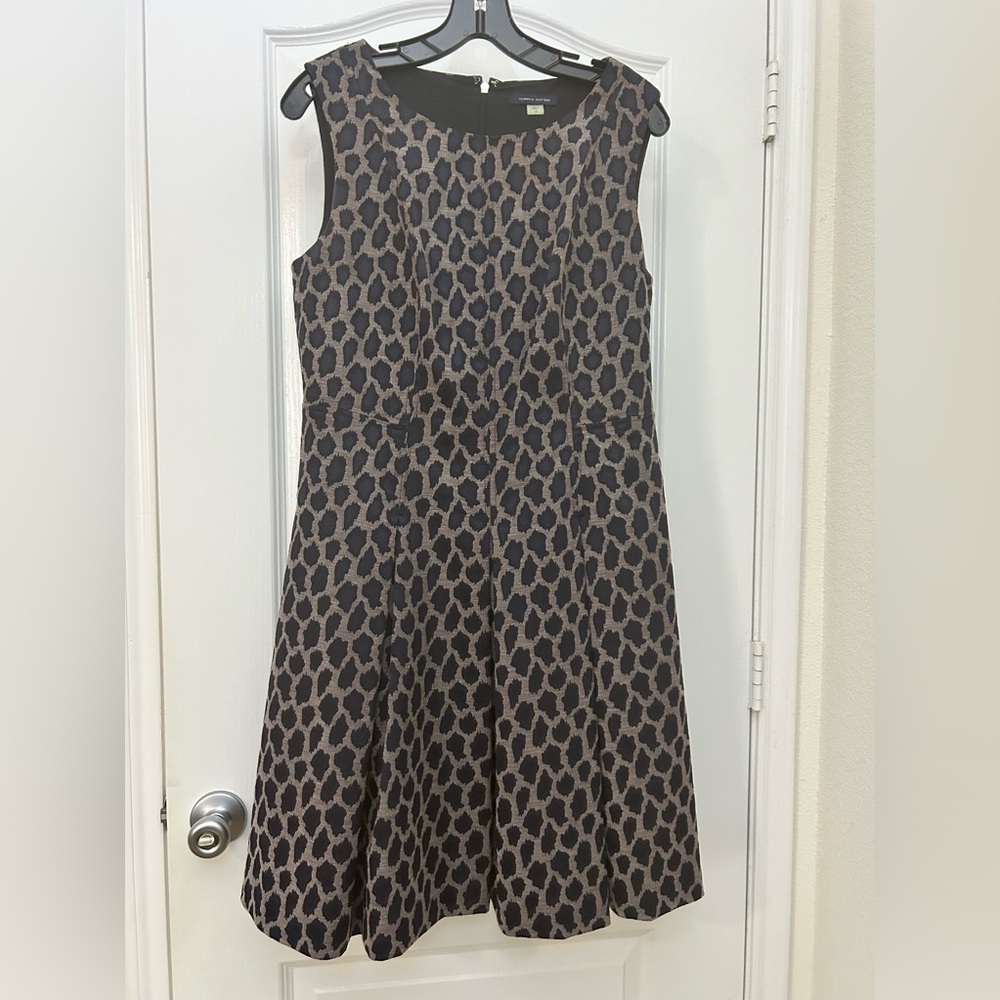 NWT {Tommy Hilfiger} Women’s Gray & Navy Leopard Print Dress